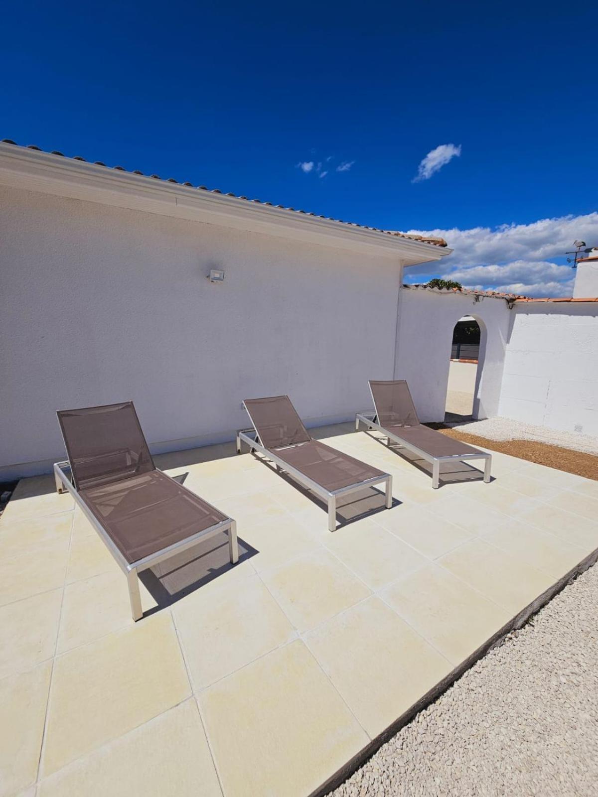 Maison De Vacances Entiere A 10 Mn De La Rochelle Dompierre-sur-Mer Luaran gambar